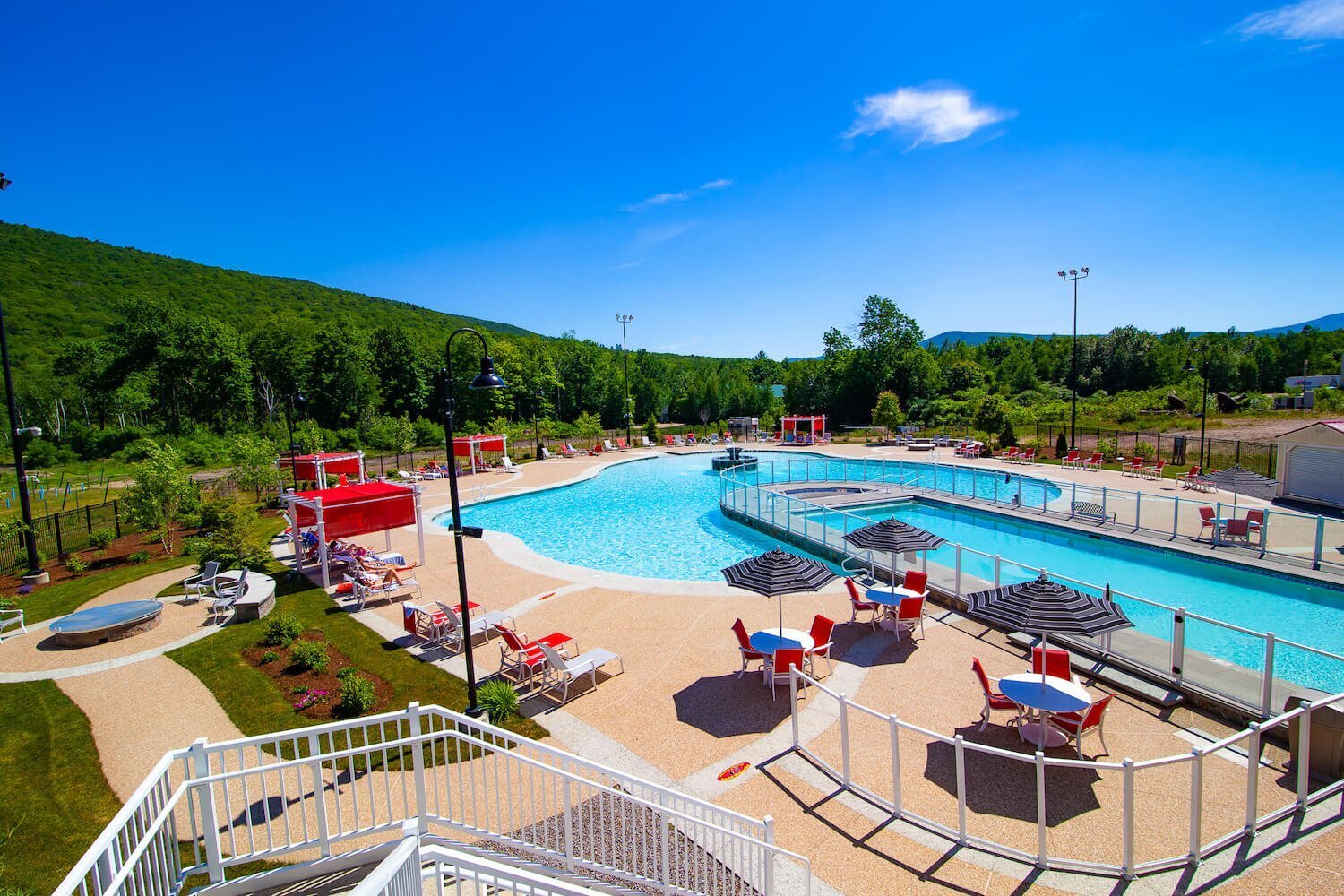 RiverWalk Resort’s outdoor lagoon pool on a summer day